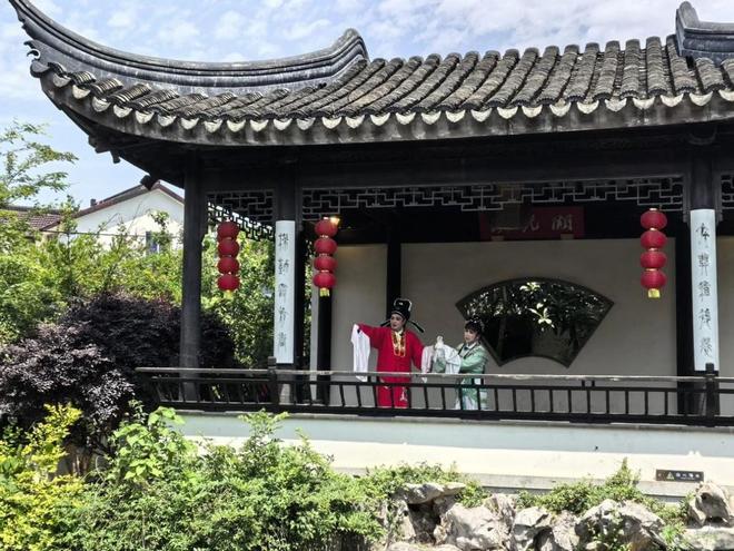 太燃！白天逛摊听民谣入夜追萤火蹦迪j9九游会登录“五一”苏州太湖东山(图4)